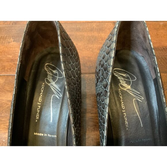 Donald J Pliner Gray Snakeskin Square Toe Kitten Heels W/ Buckle, Size 10 - Picture 5 of 11